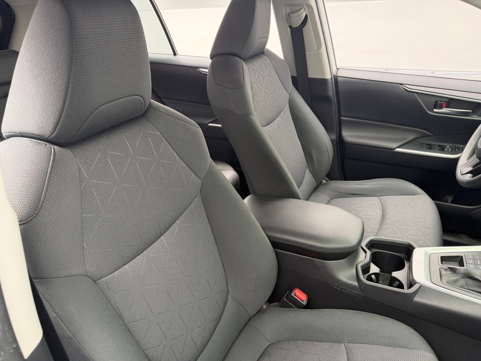 Thumbnail: 2019 Toyota RAV4 - 2