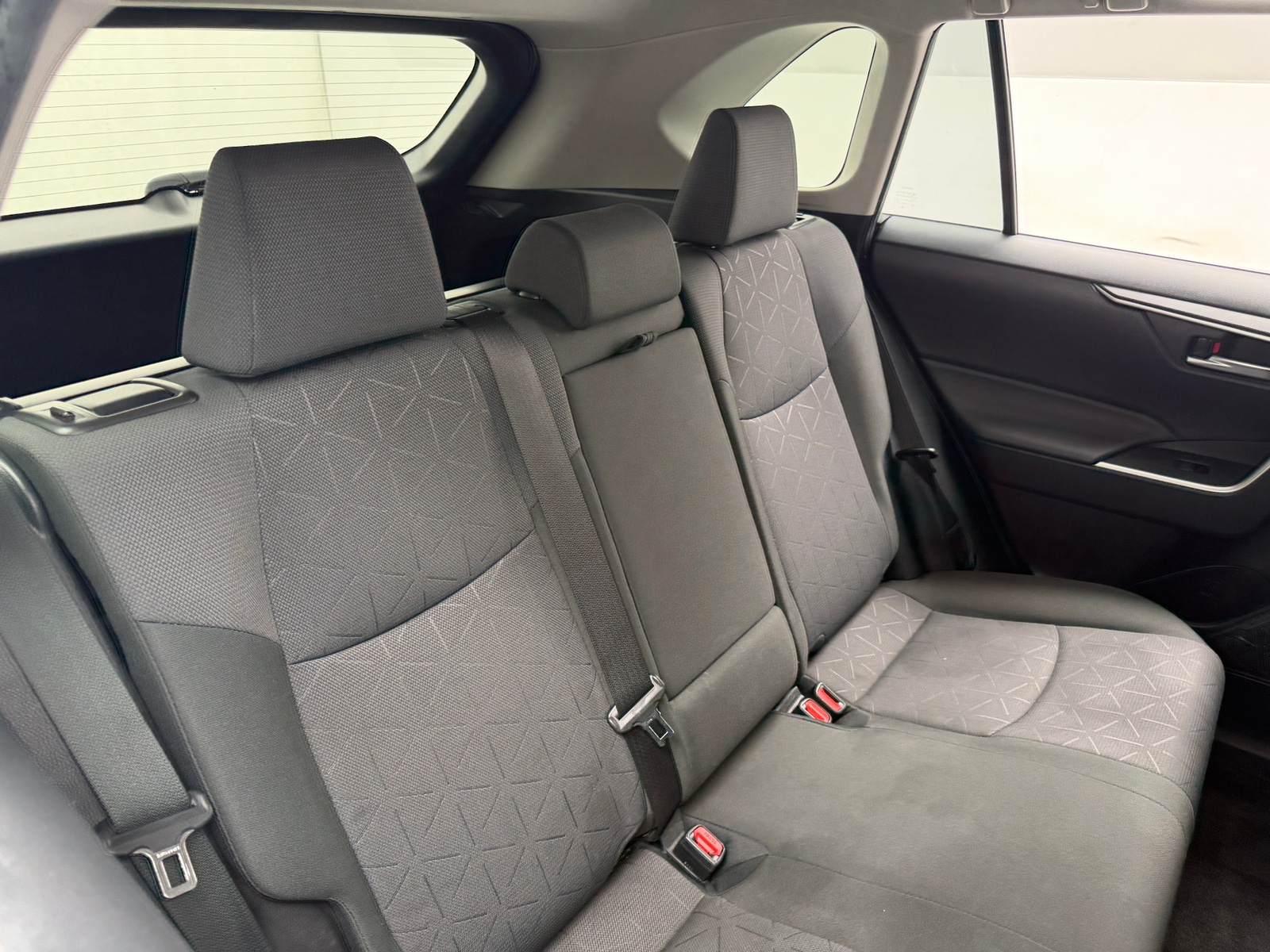 Thumbnail: 2019 Toyota RAV4 - 6