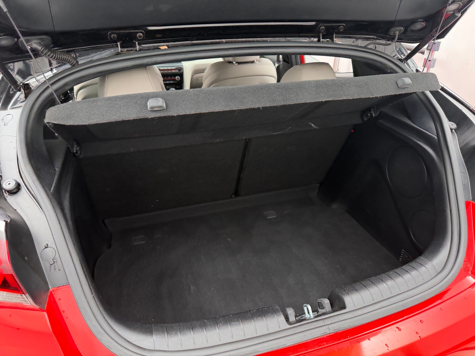 Thumbnail: 2019 Hyundai Veloster - 6