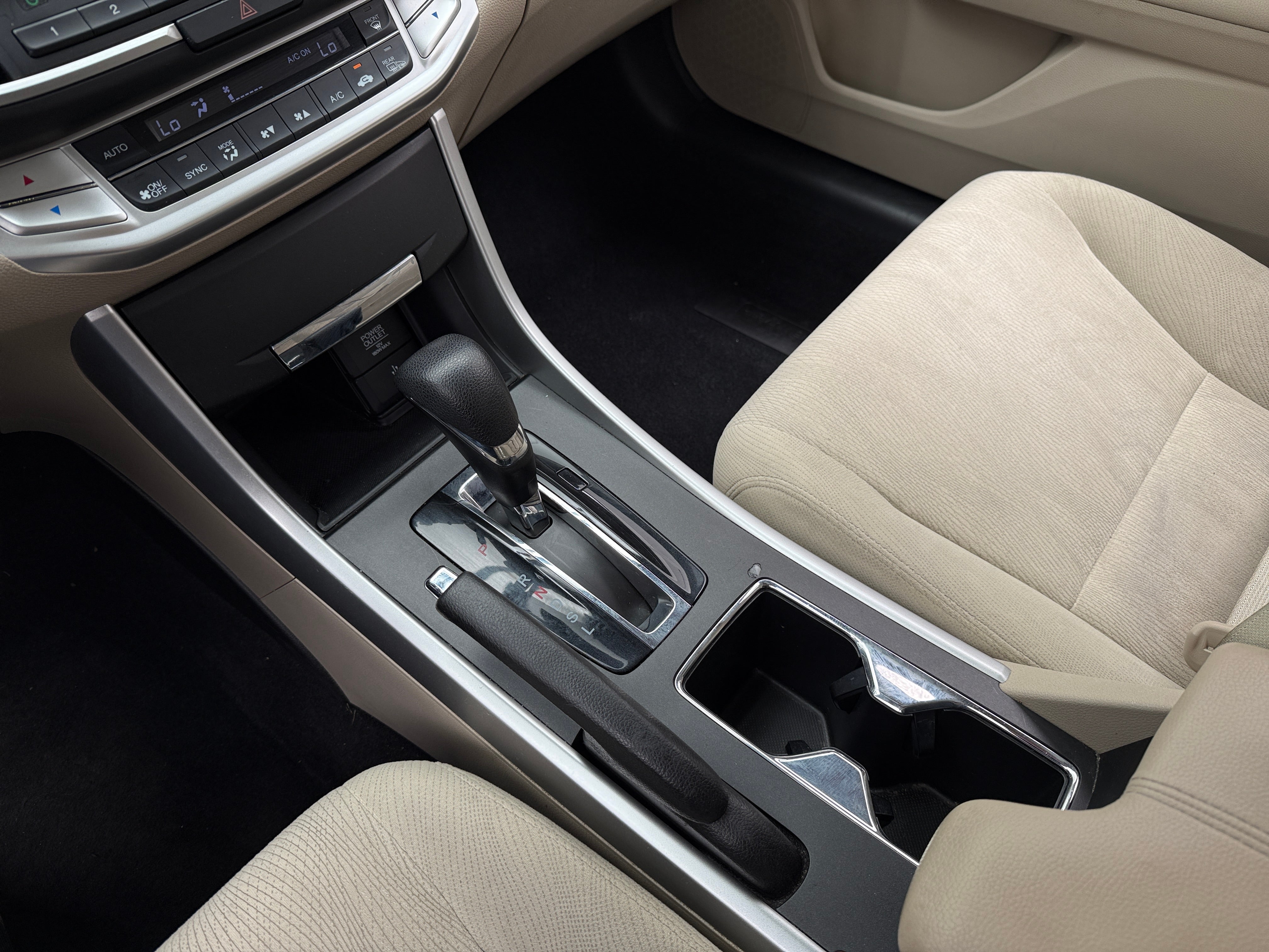 2015 Honda Accord EX - Photo 7