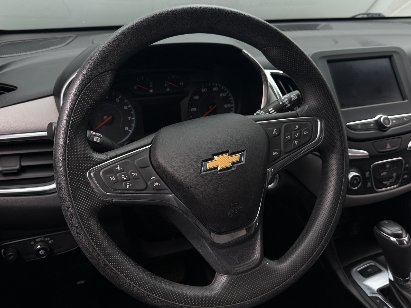 Thumbnail: 2020 Chevrolet Equinox - 5