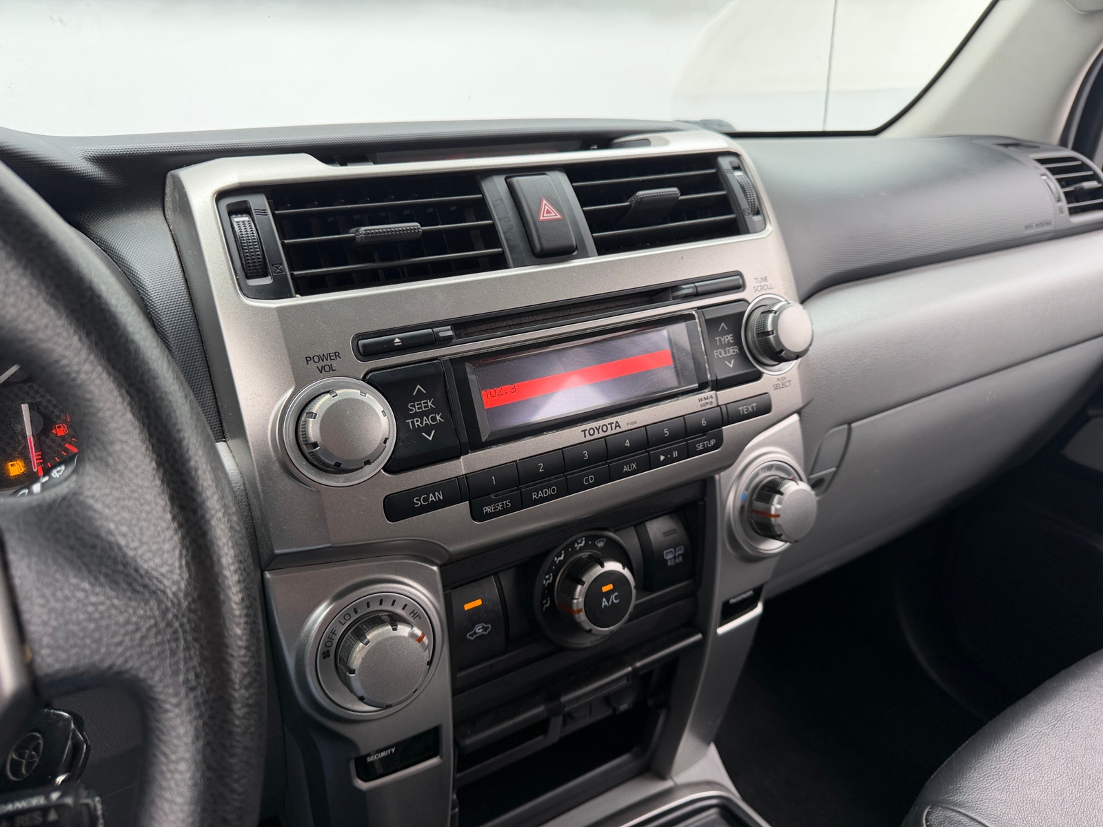 Thumbnail: 2010 Toyota 4Runner - 4