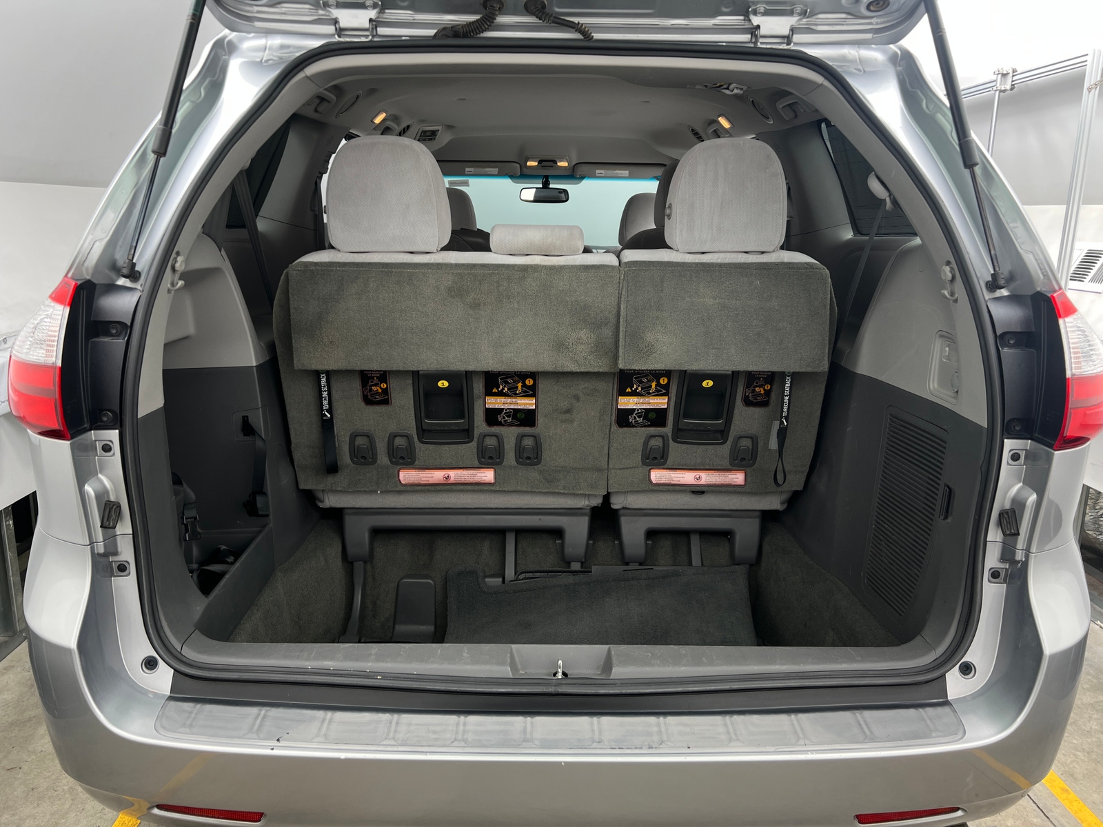 Thumbnail: 2015 Toyota Sienna - 7