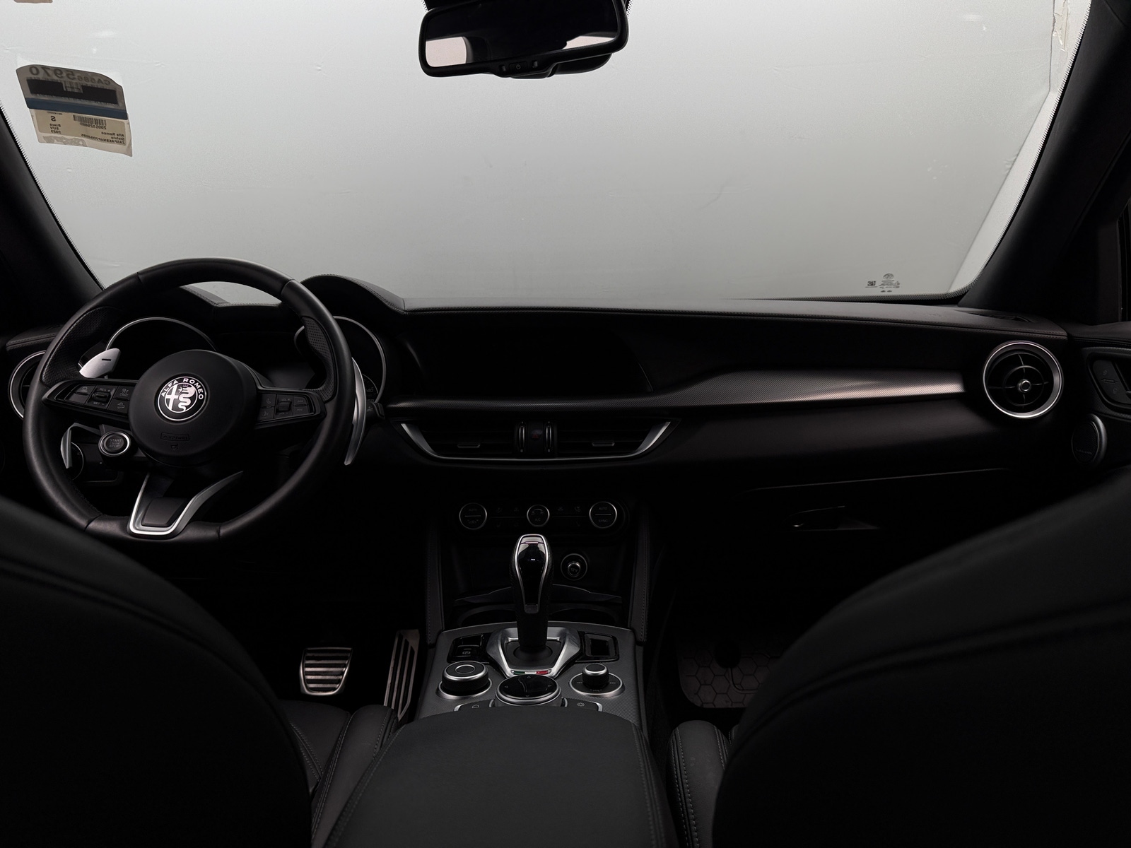 Thumbnail: 2023 Alfa Romeo Stelvio - 2