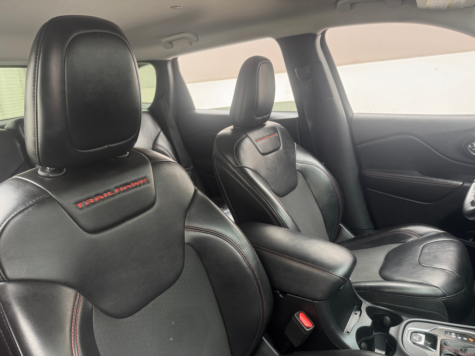 Thumbnail: 2019 Jeep Cherokee - 2