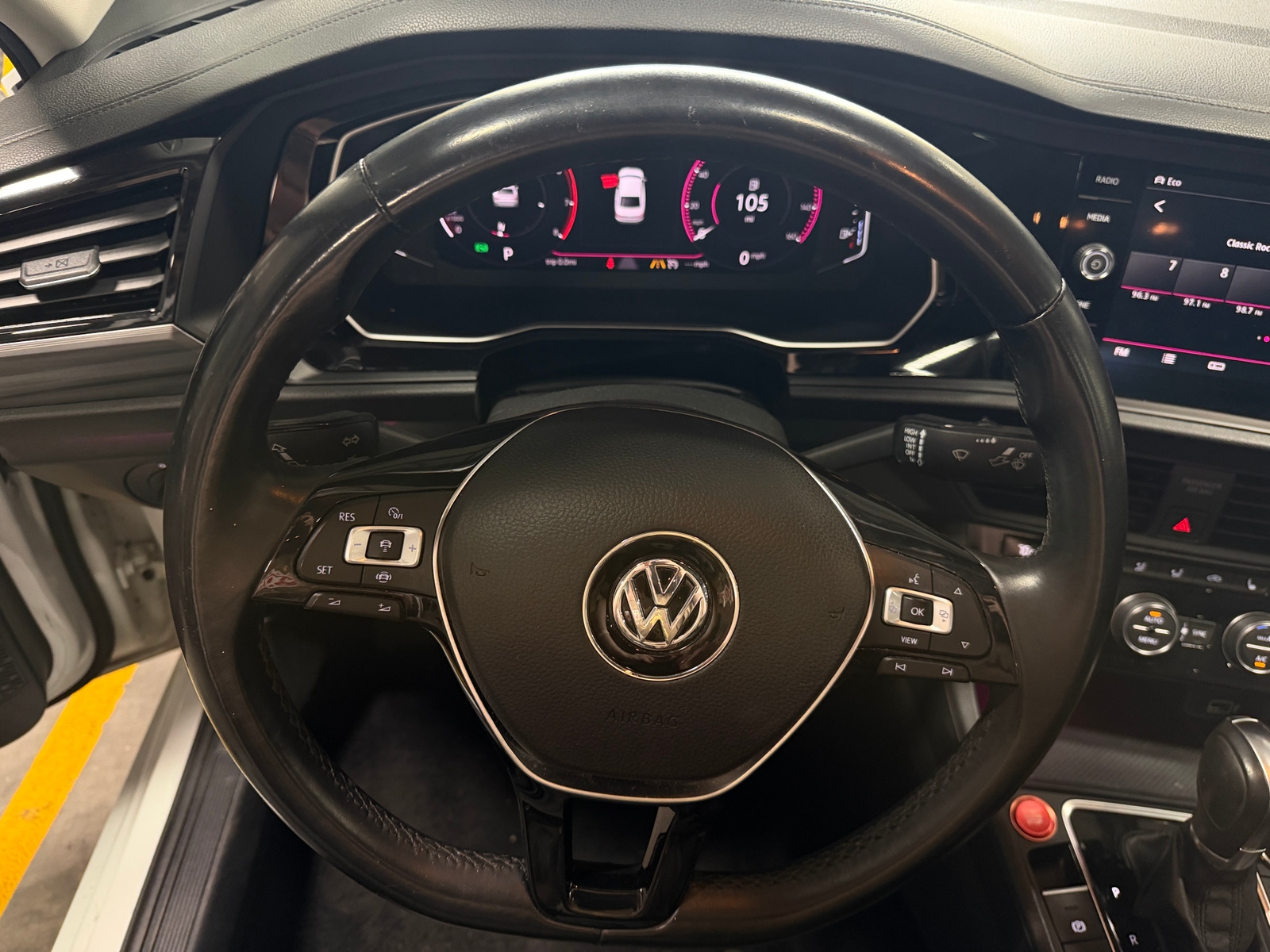 Thumbnail: 2019 Volkswagen Jetta - 4