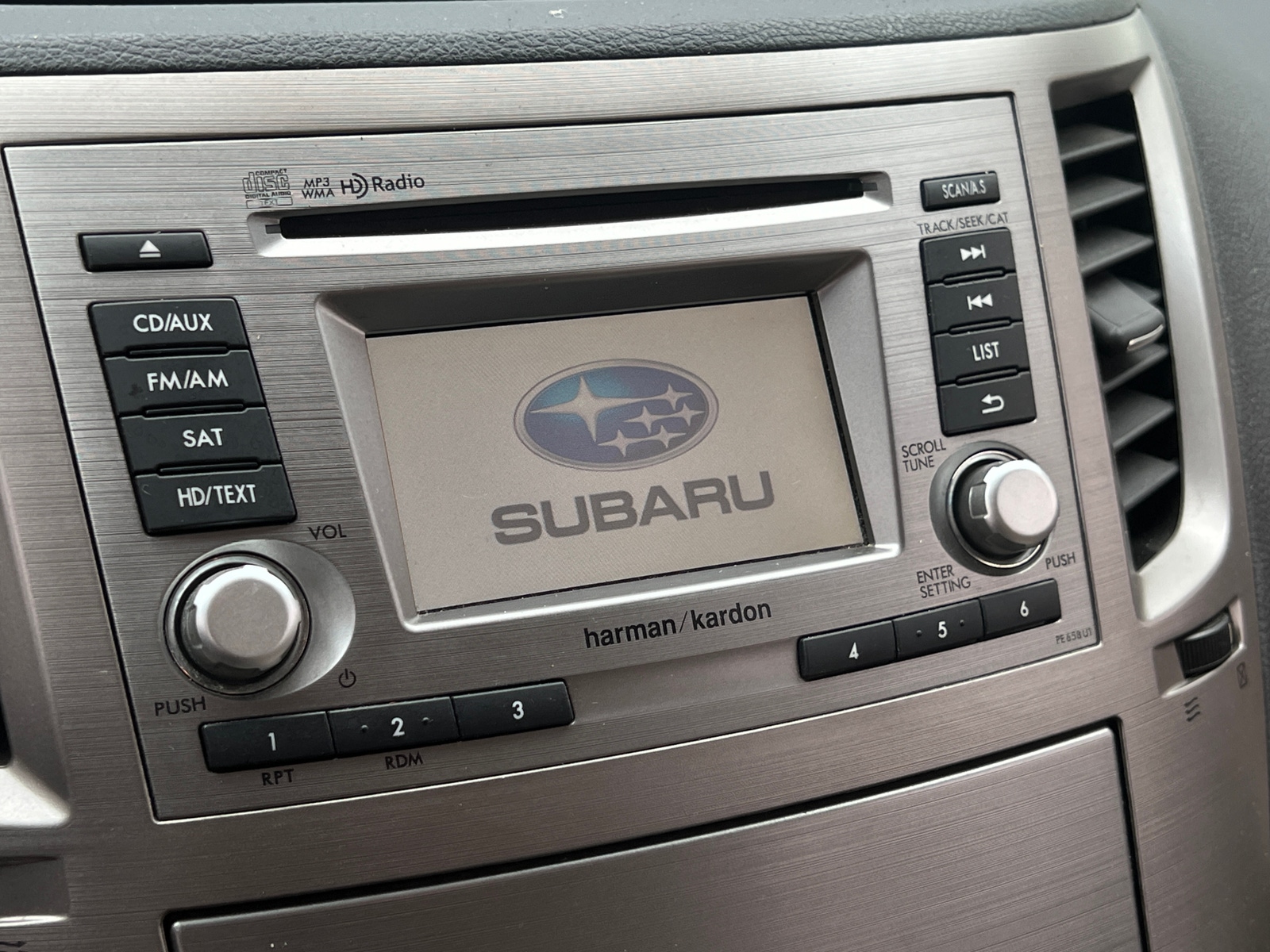 Thumbnail: 2013 Subaru Outback - 3