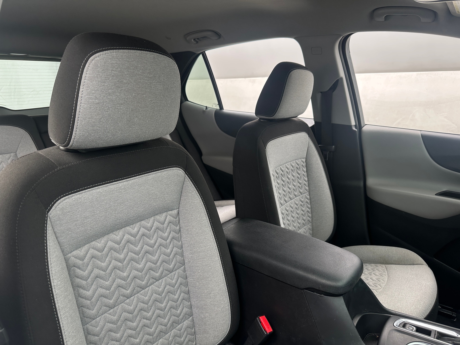 Thumbnail: 2022 Chevrolet Equinox - 2