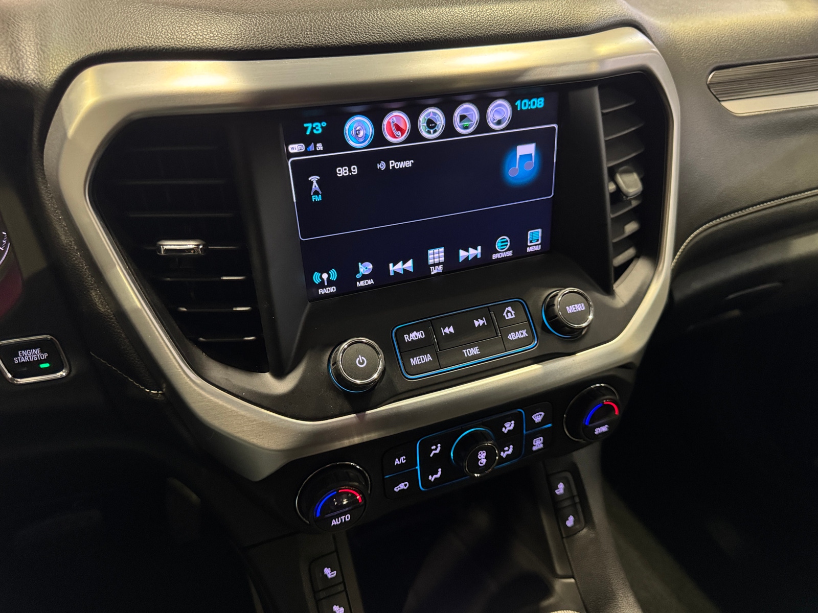 Thumbnail: 2018 GMC Acadia - 3