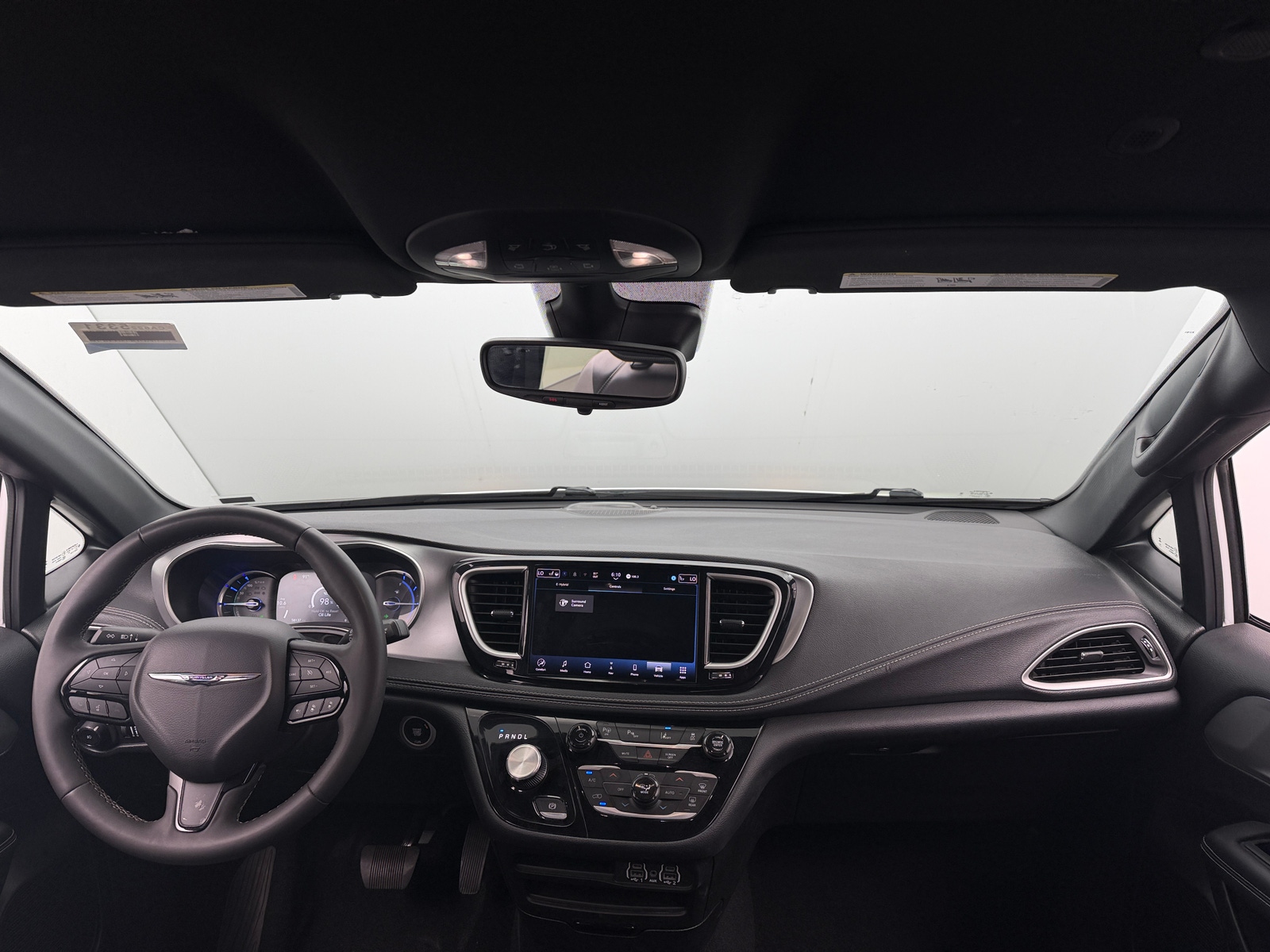 Thumbnail: 2024 Chrysler Pacifica - 2