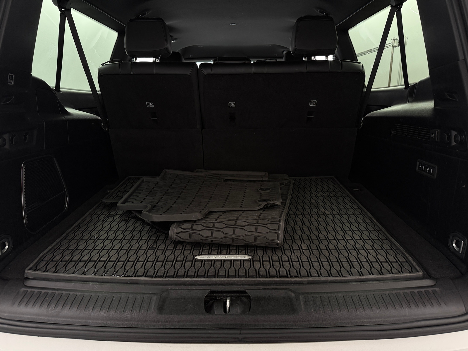 Thumbnail: 2024 Jeep Wagoneer - 6
