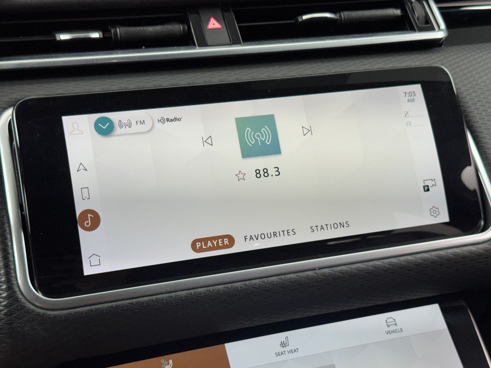 Thumbnail: 2021 Land Rover Range Rover Velar - 4
