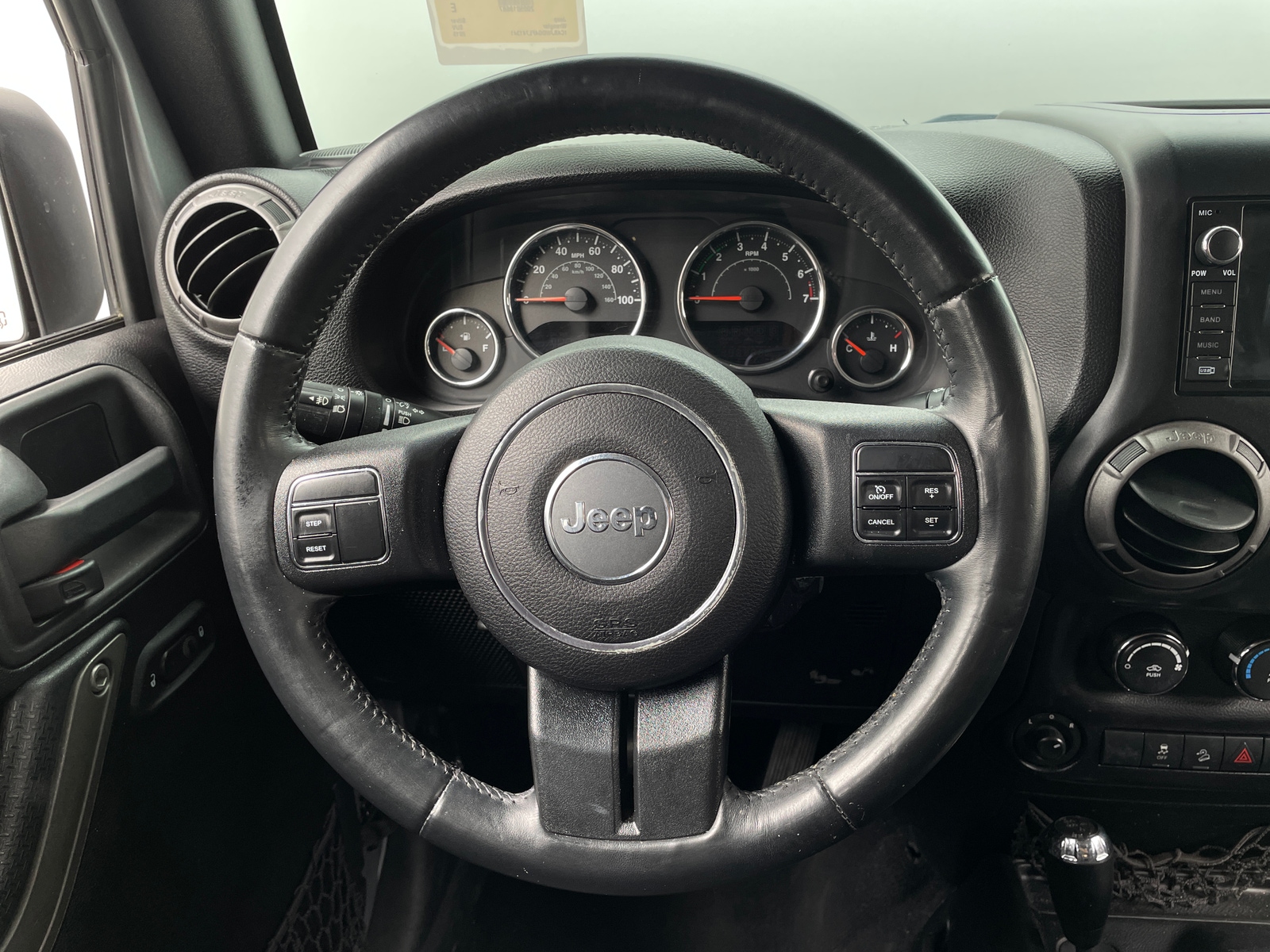 Thumbnail: 2015 Jeep Wrangler - 5