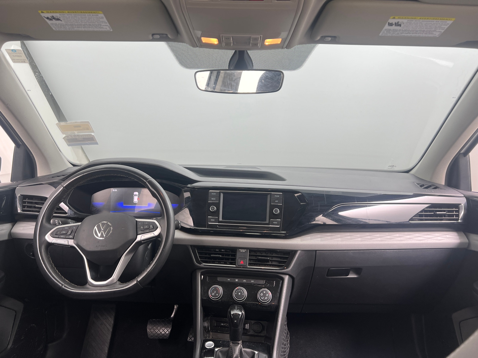 Thumbnail: 2023 Volkswagen Taos - 3