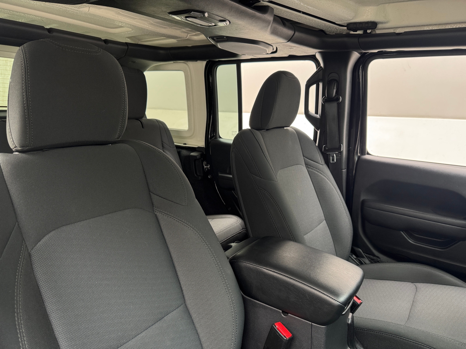 Thumbnail: 2022 Jeep Wrangler - 2