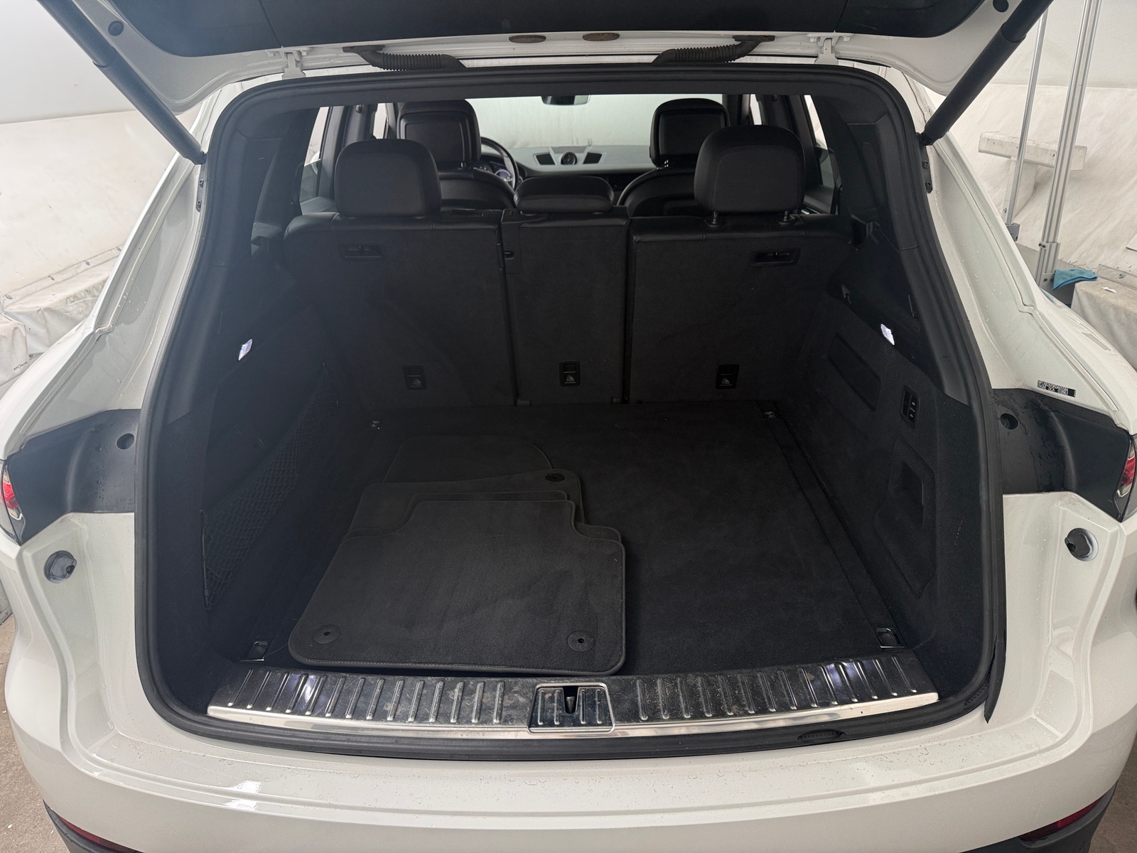 Thumbnail: 2019 Porsche Cayenne - 6