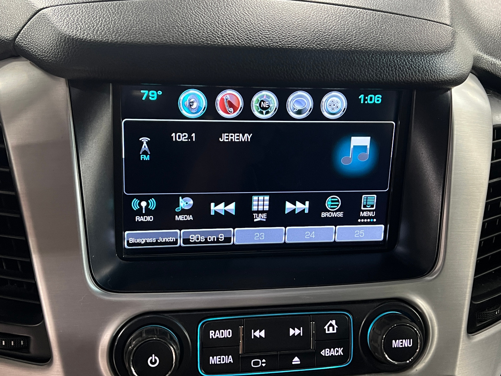 Thumbnail: 2019 GMC Yukon - 3