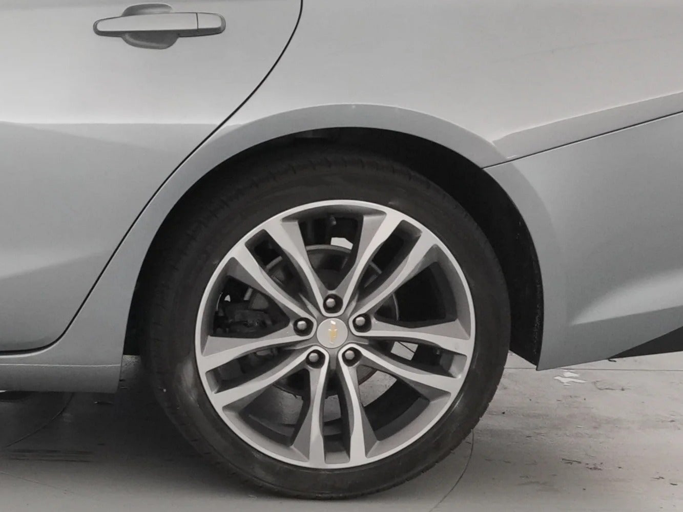 2023 Chevrolet Malibu 1LT - Photo 12