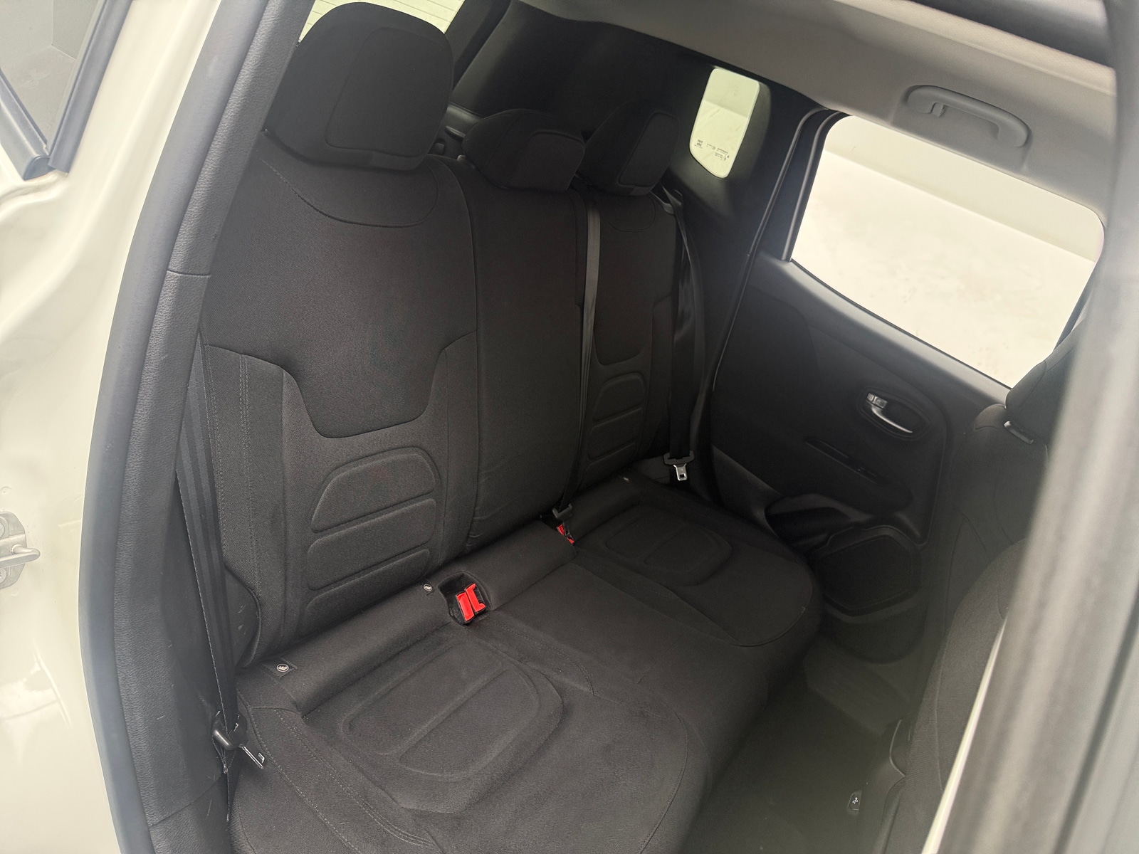 Thumbnail: 2020 Jeep Renegade - 6