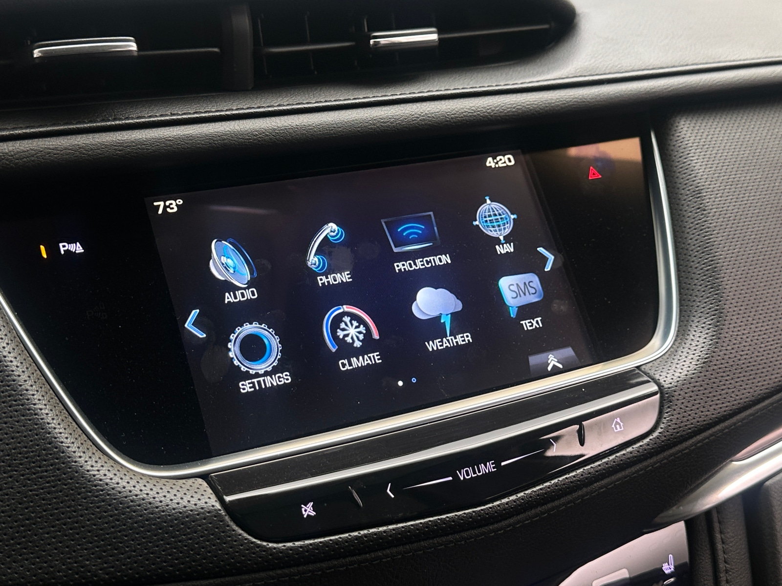 Thumbnail: 2017 Cadillac XT5 - 3