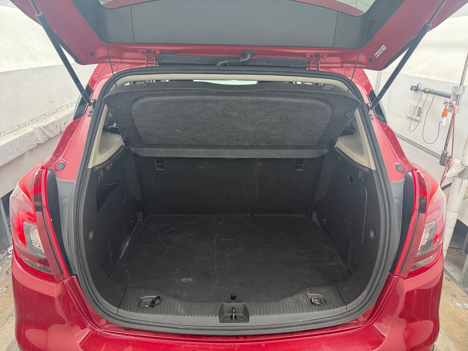 Thumbnail: 2018 Buick Encore - 6