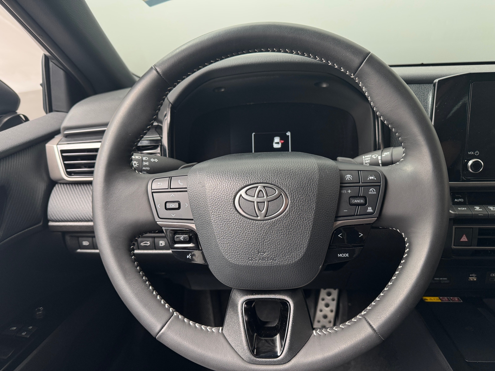 Thumbnail: 2026 Toyota Camry - 4
