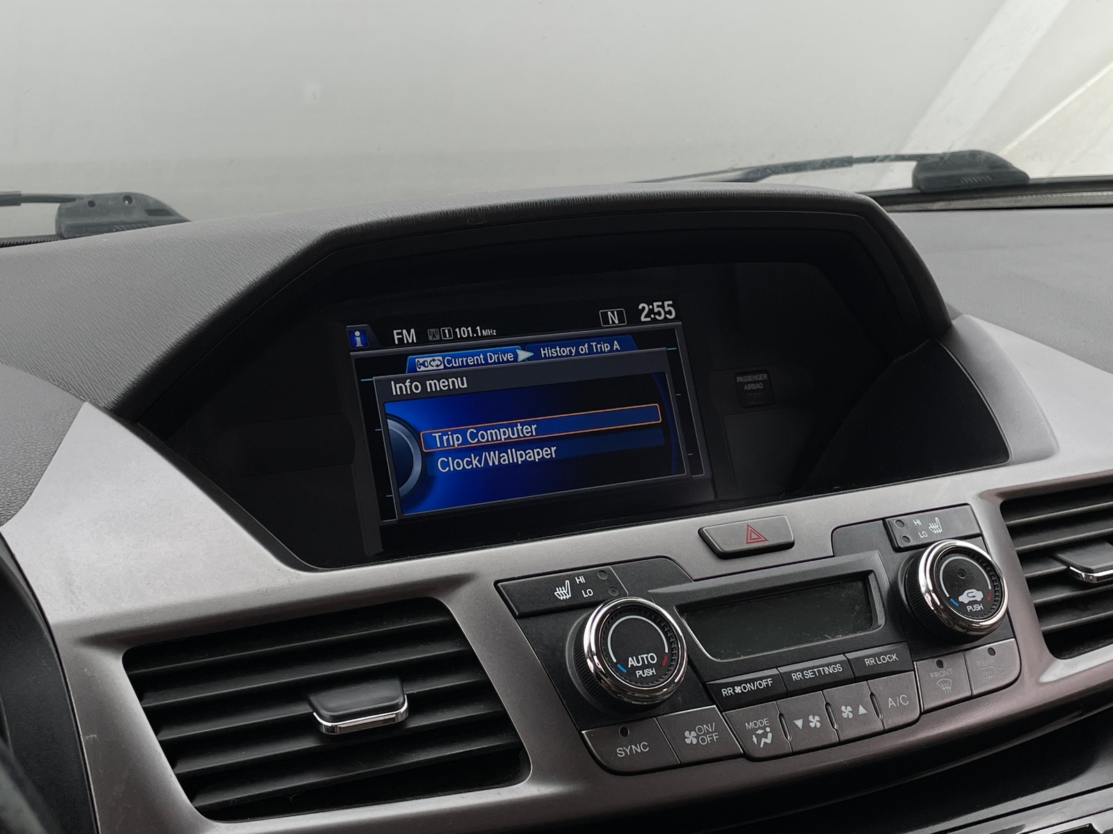 Thumbnail: 2014 Honda Odyssey - 3