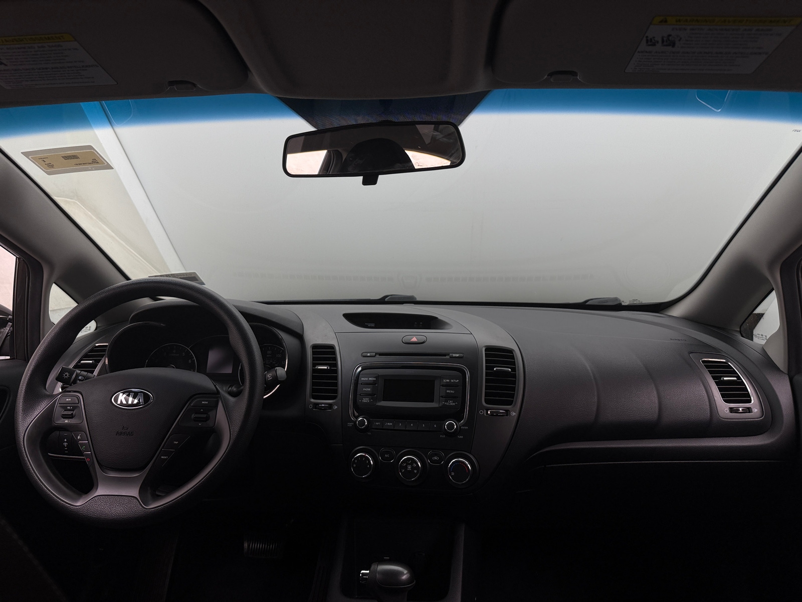 Thumbnail: 2017 Kia Forte - 3