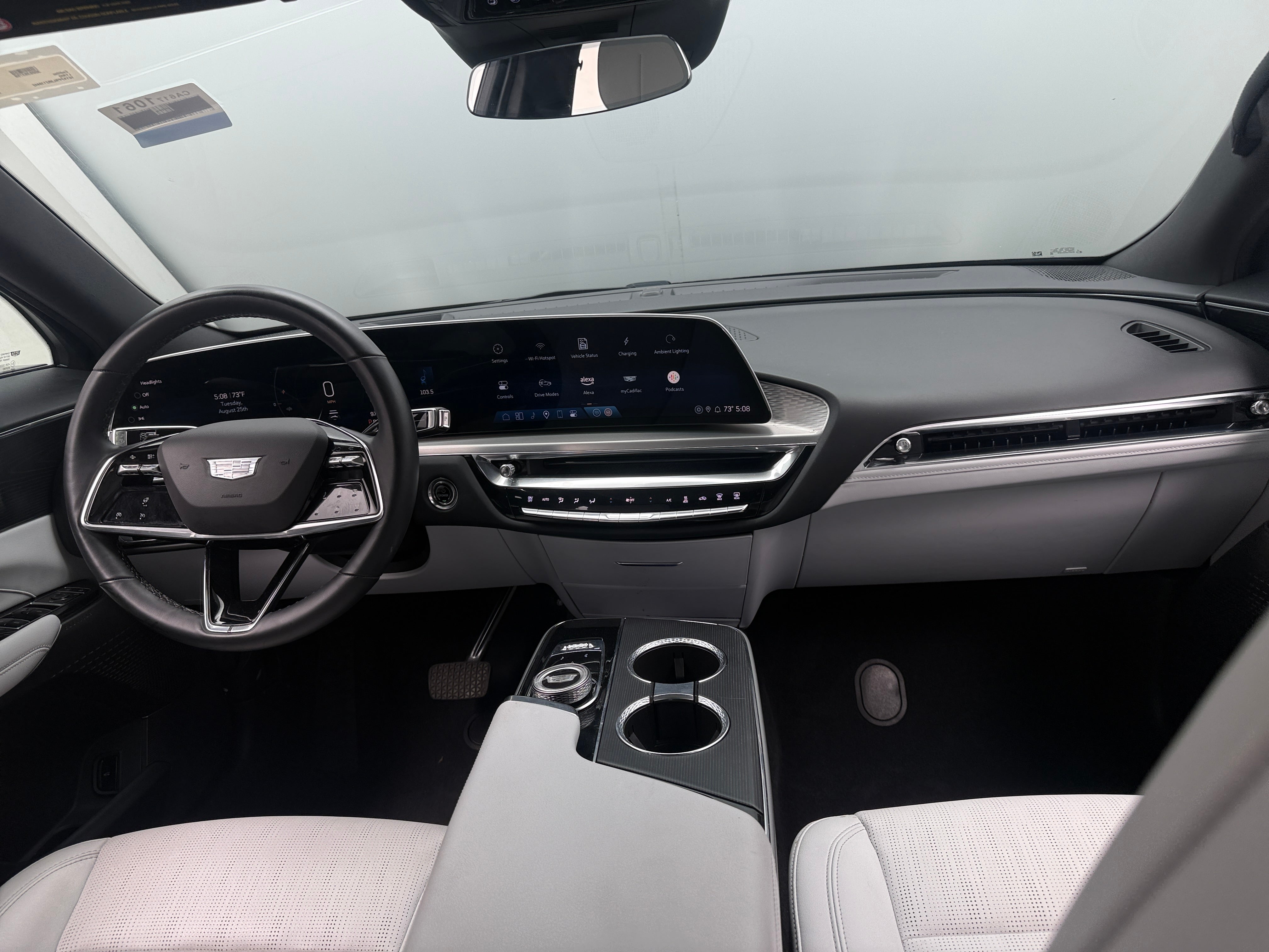 2024 Cadillac LYRIQ