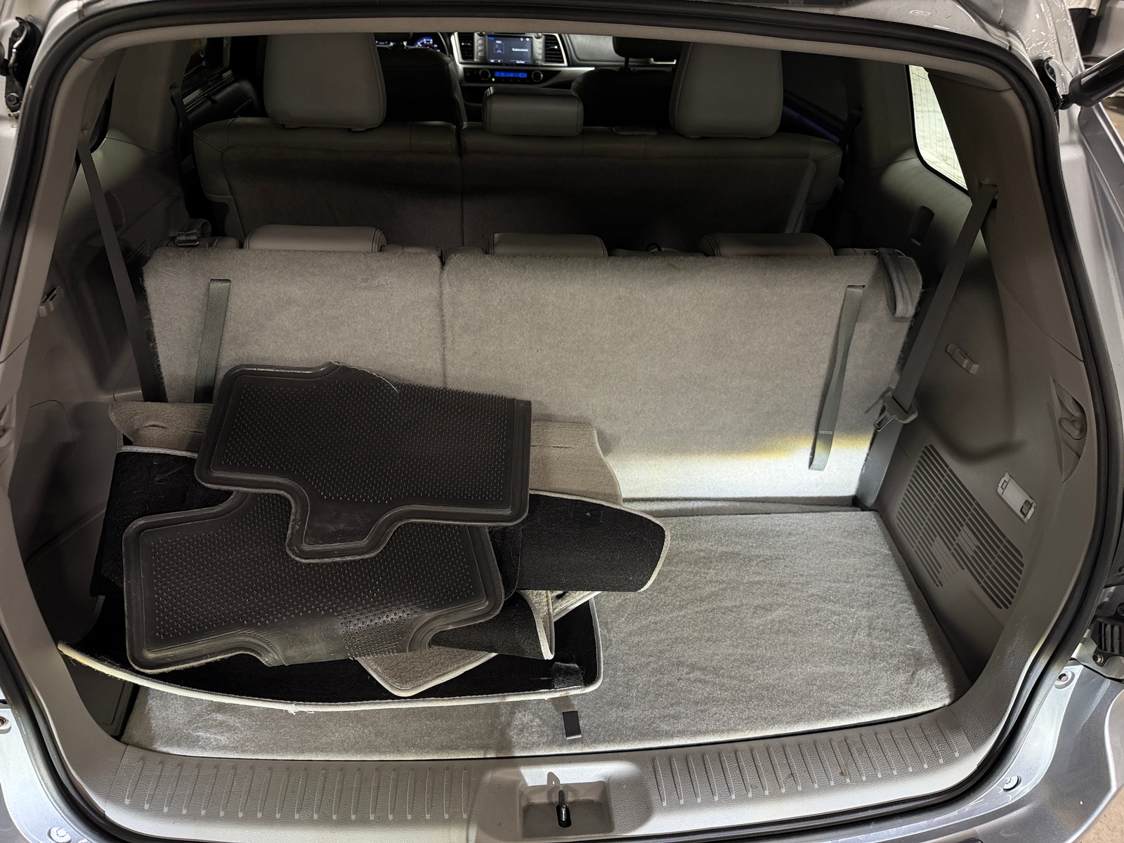 Thumbnail: 2016 Toyota Highlander - 6