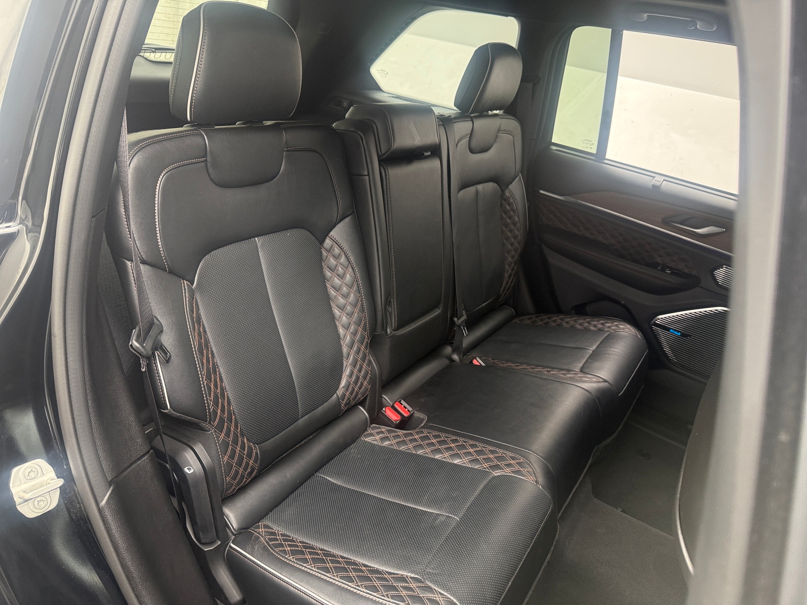 Thumbnail: 2023 Jeep Grand Cherokee - 5