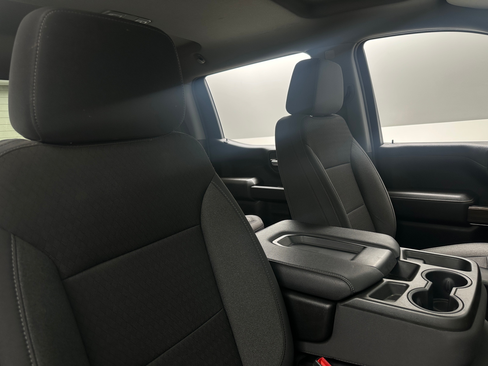 Thumbnail: 2022 Chevrolet Silverado 1500 - 2
