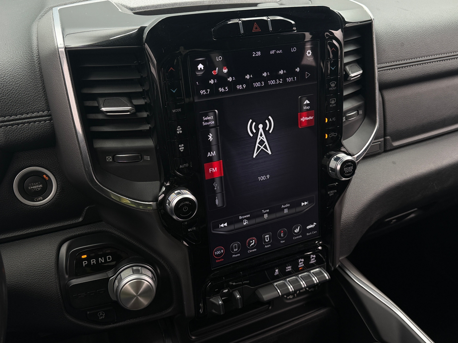 Thumbnail: 2020 RAM 1500 - 3