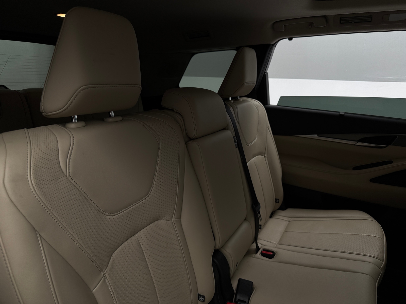 Thumbnail: 2023 INFINITI QX60 - 5
