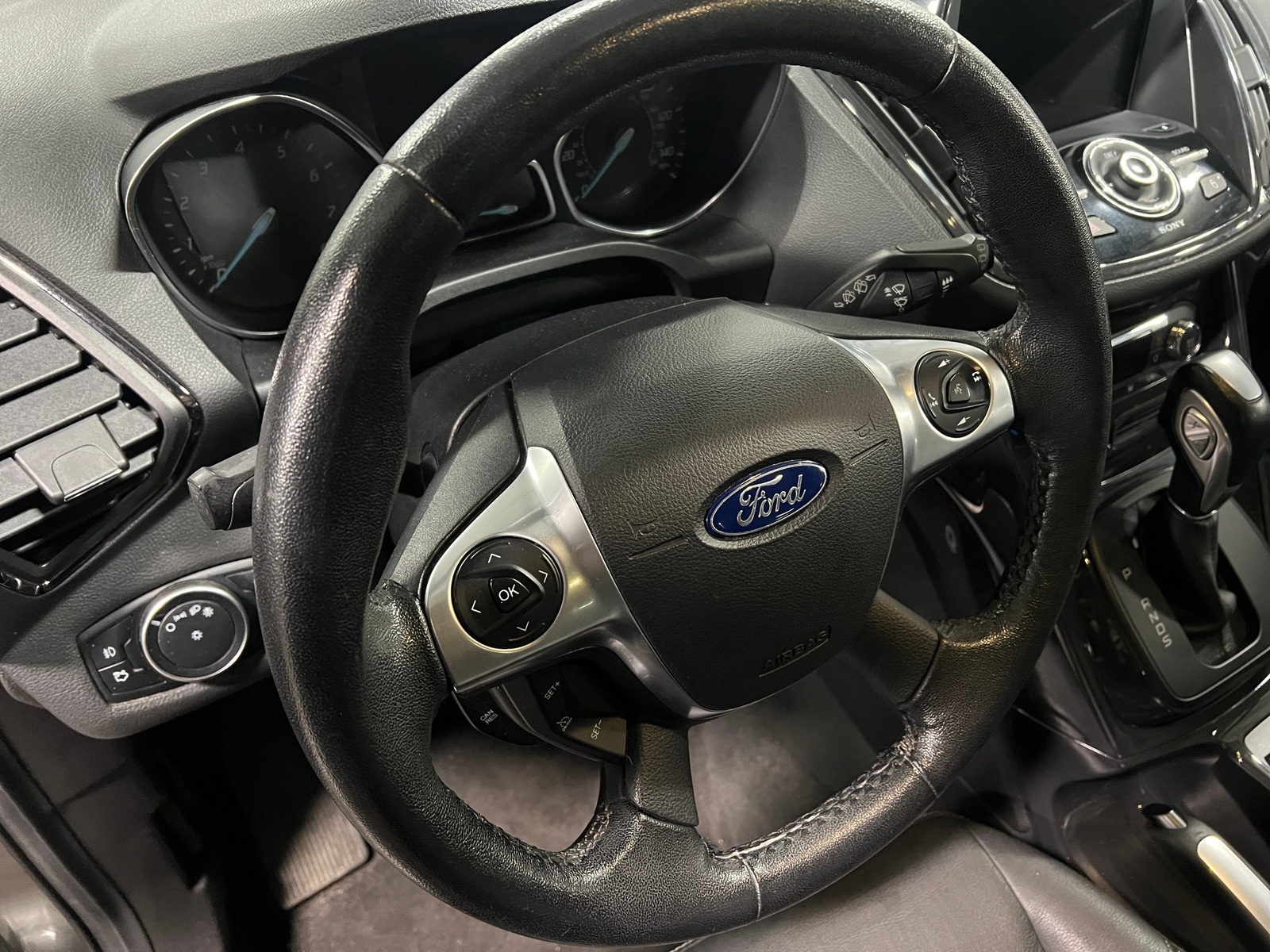 Thumbnail: 2016 Ford Escape - 4