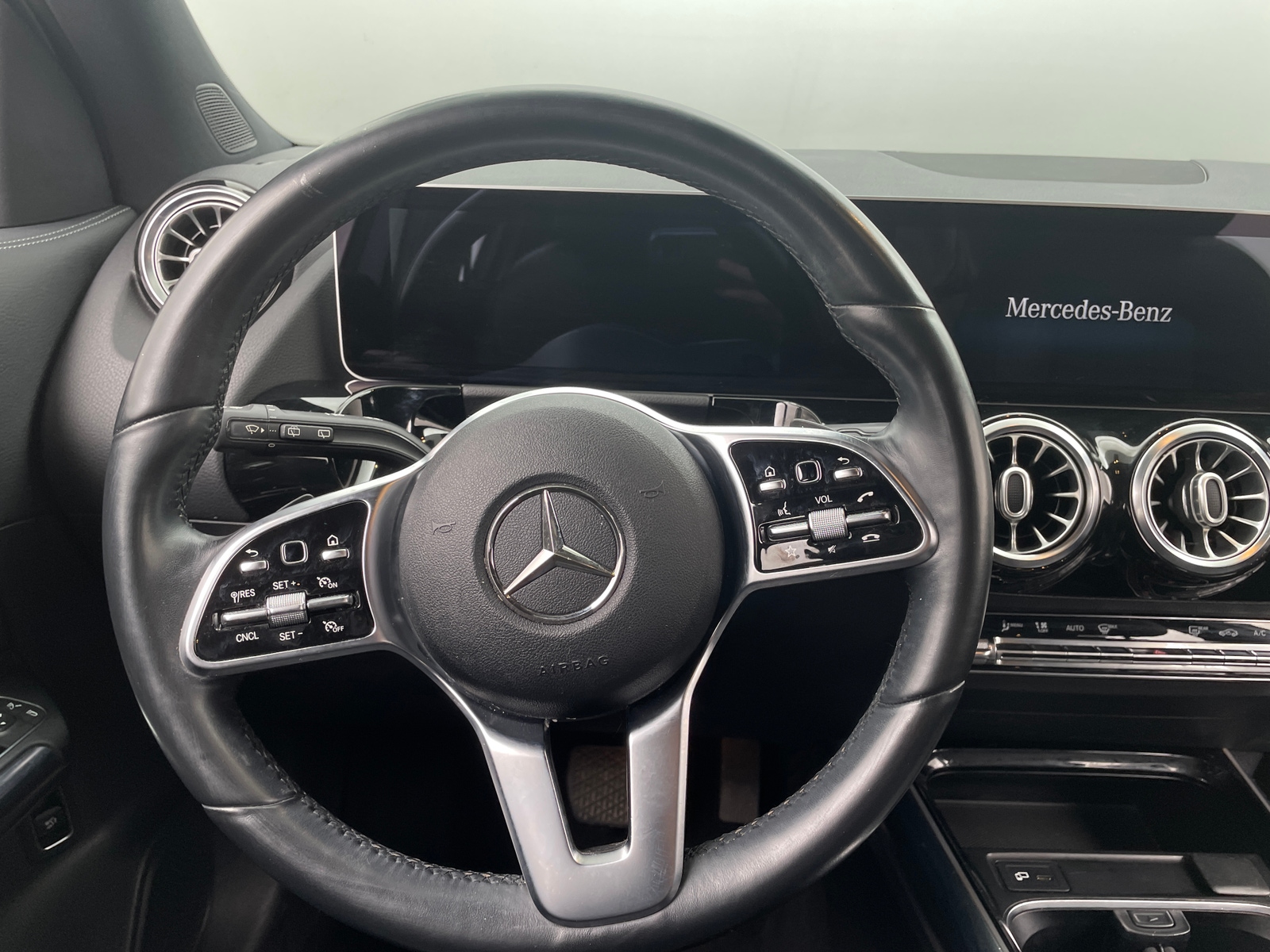 Thumbnail: 2021 Mercedes-Benz GLA - 4