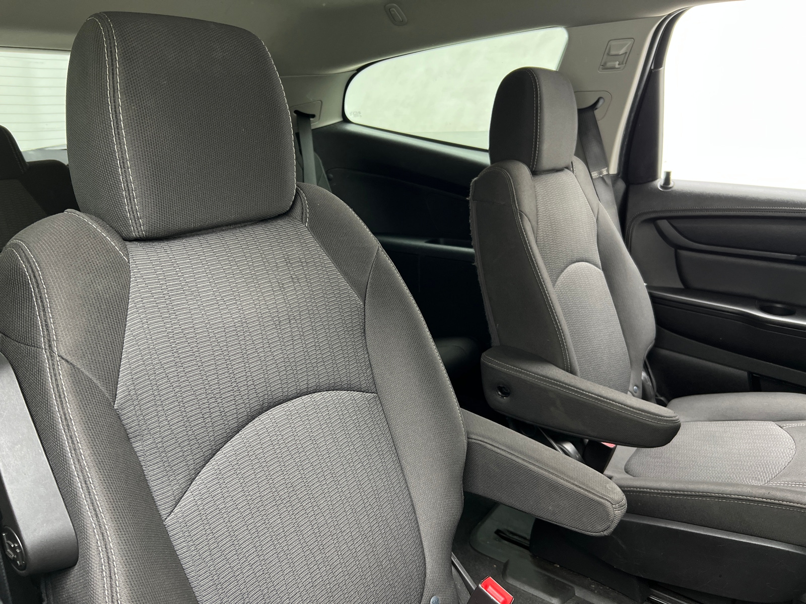 Thumbnail: 2016 Chevrolet Traverse - 6