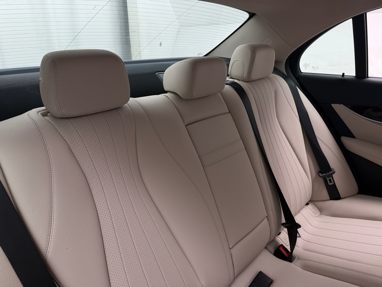 Thumbnail: 2018 Mercedes-Benz E-Class - 5