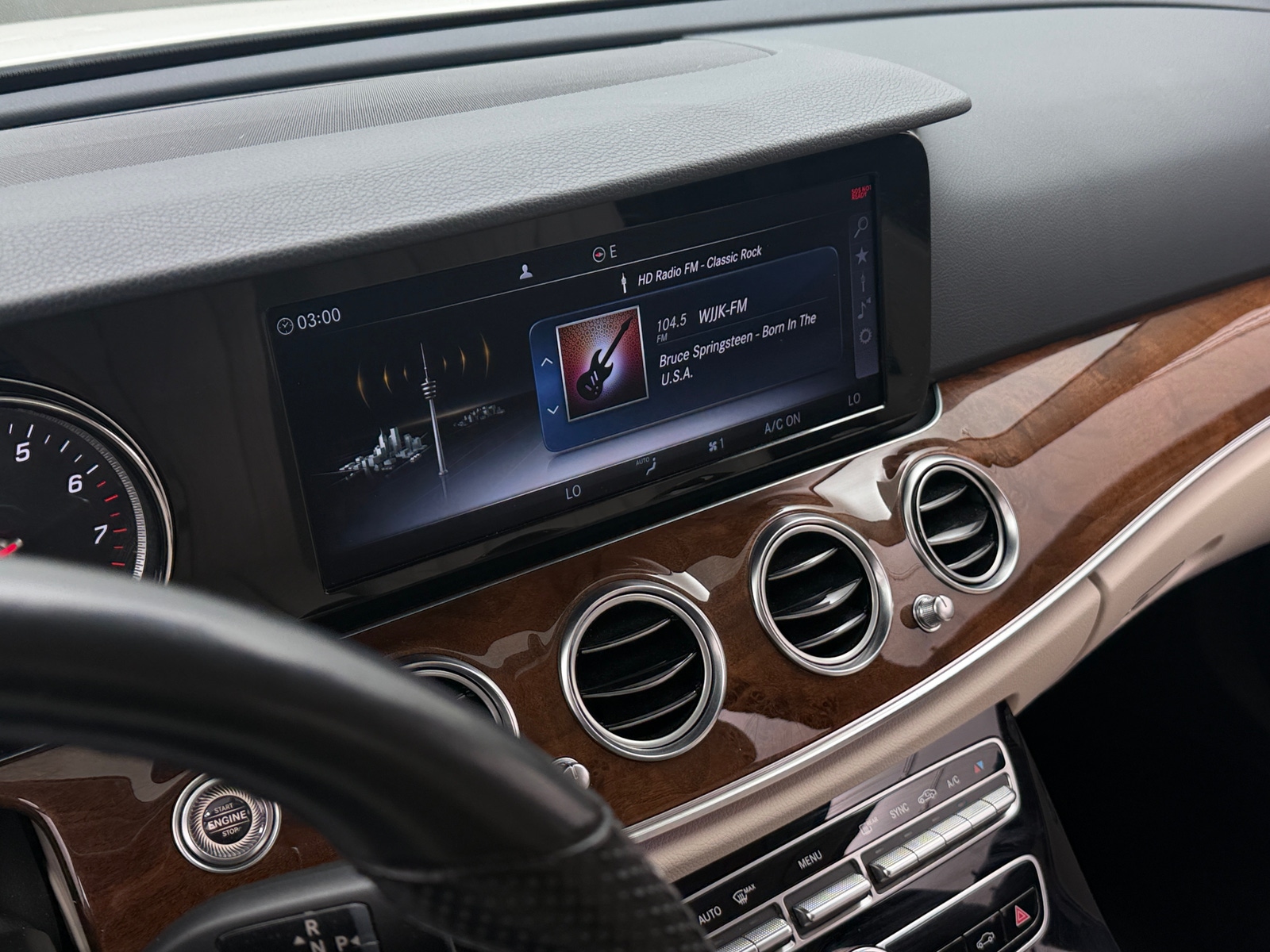 Thumbnail: 2018 Mercedes-Benz E-Class - 3