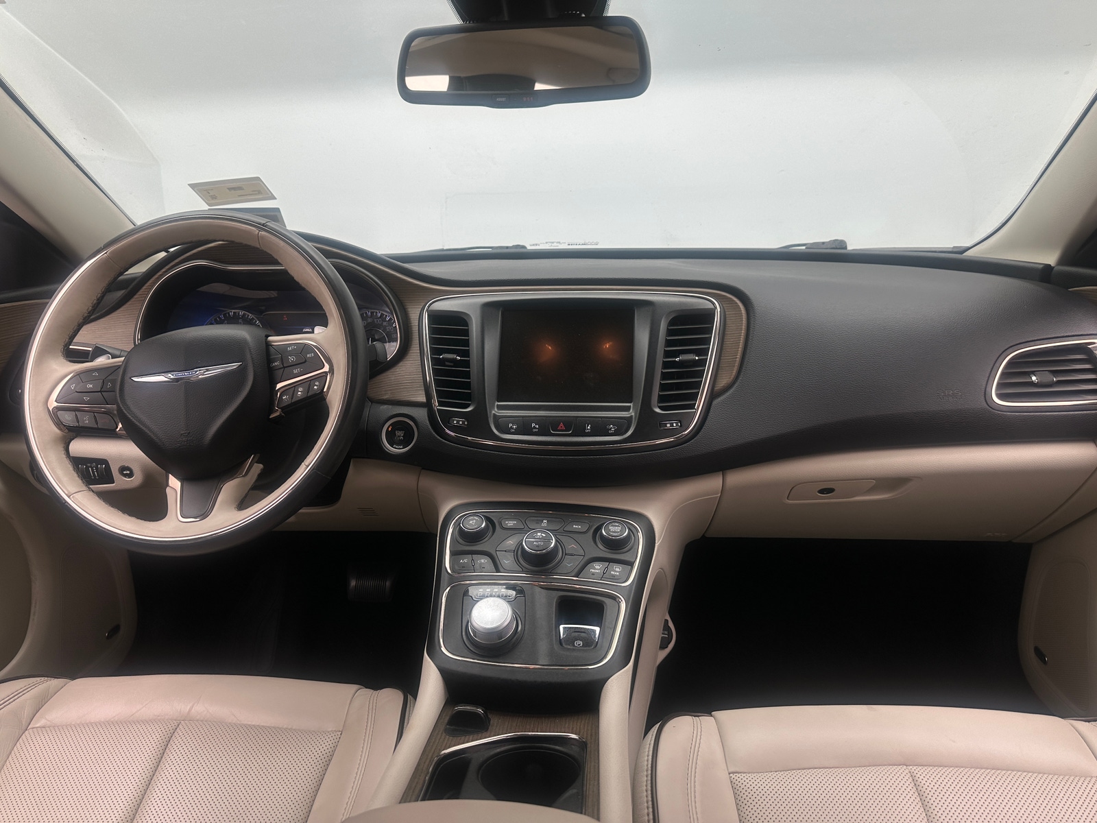 Thumbnail: 2015 Chrysler 200 - 2