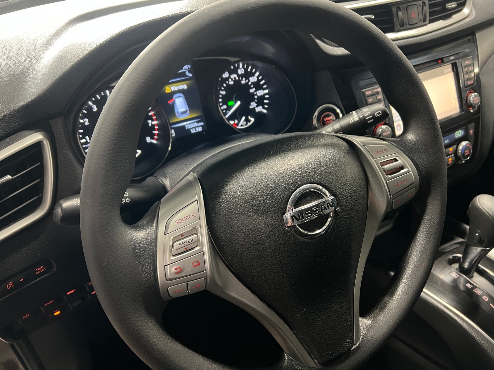 Thumbnail: 2016 Nissan Rogue - 5