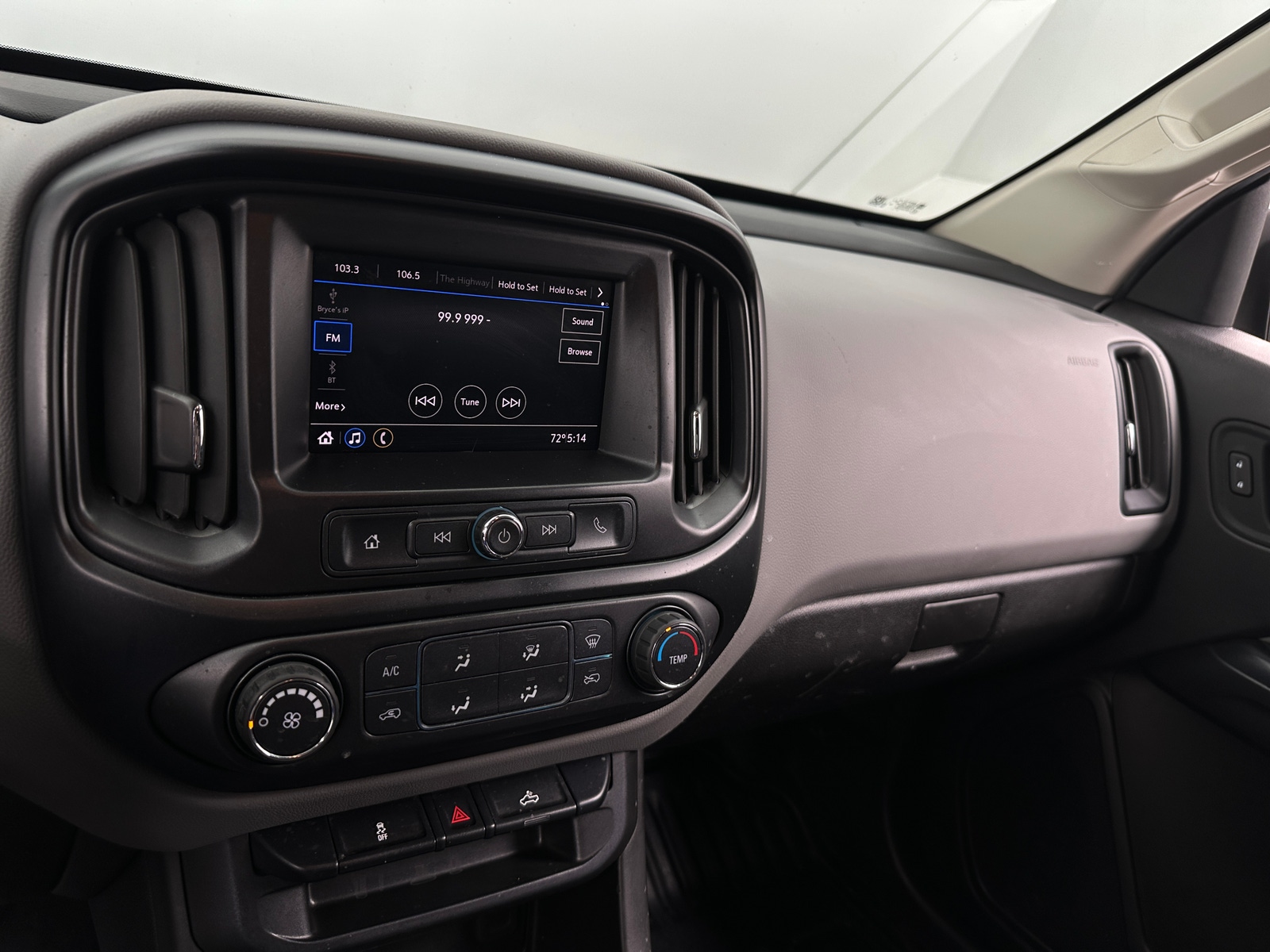 Thumbnail: 2021 Chevrolet Colorado - 4