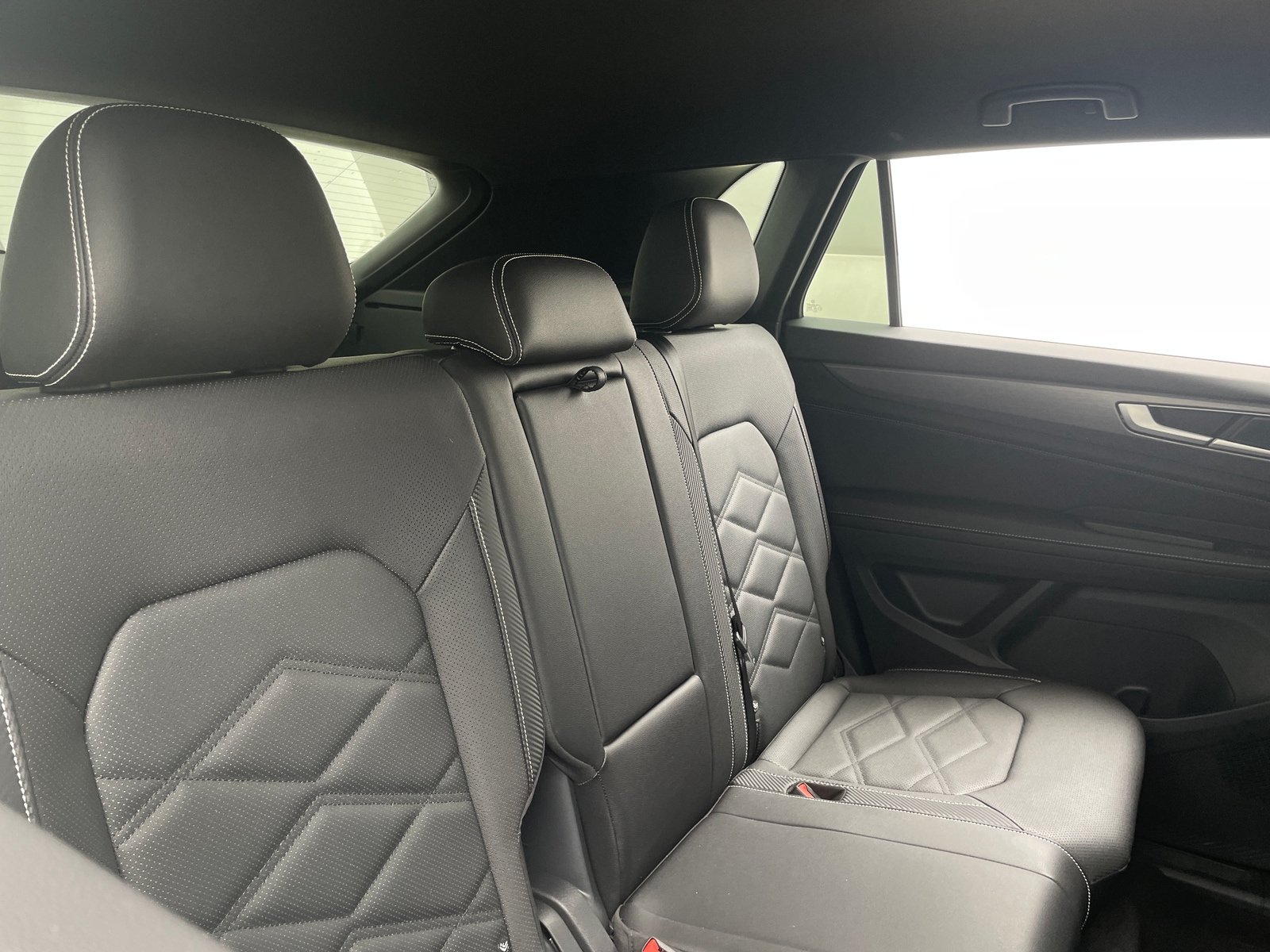 Thumbnail: 2026 Volkswagen Atlas - 6