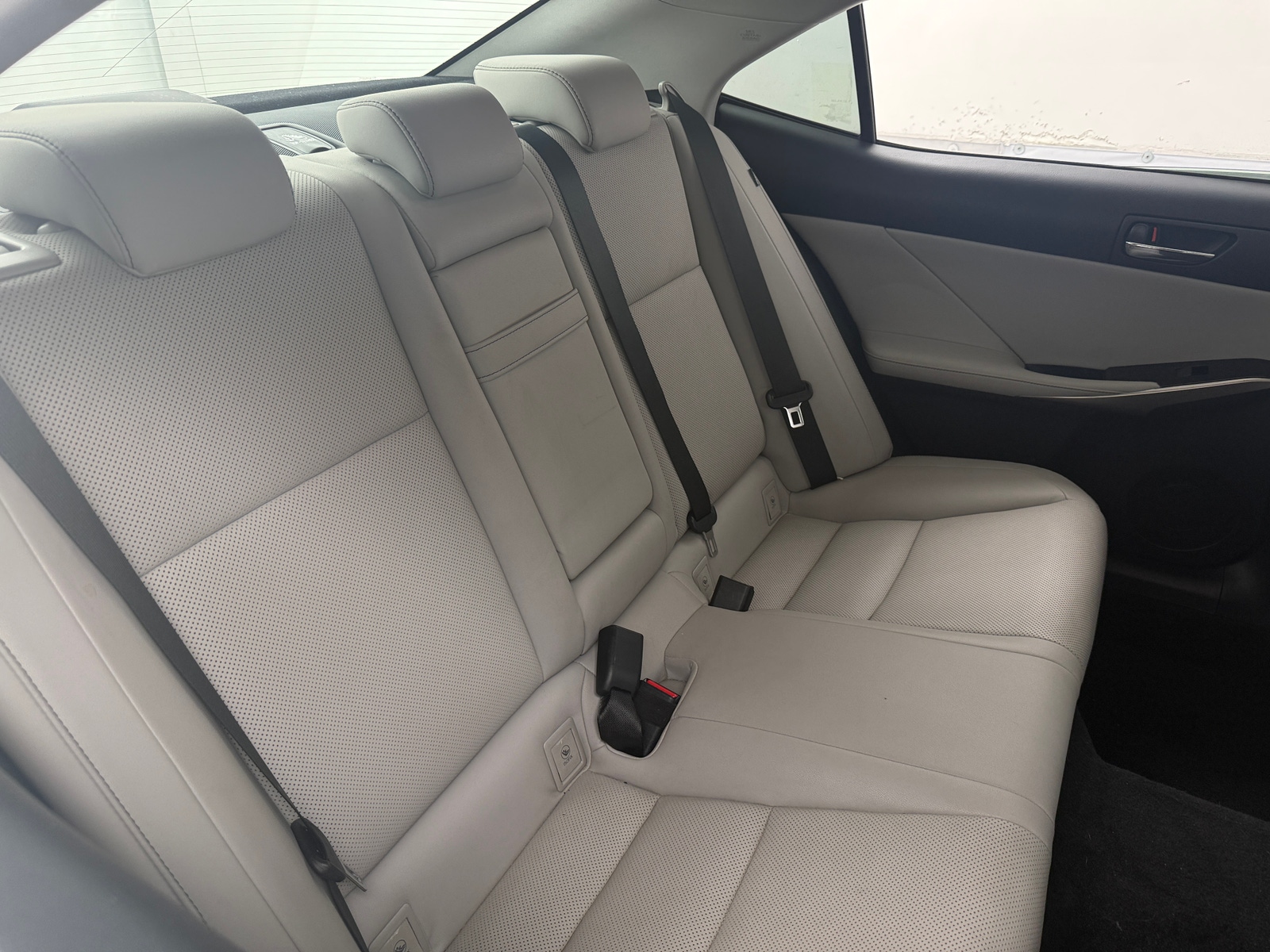 Thumbnail: 2016 Lexus IS - 5