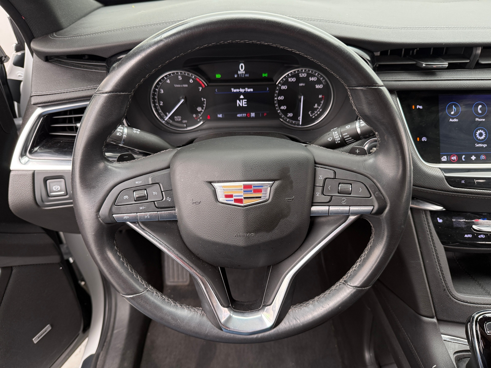 Thumbnail: 2023 Cadillac XT6 - 4