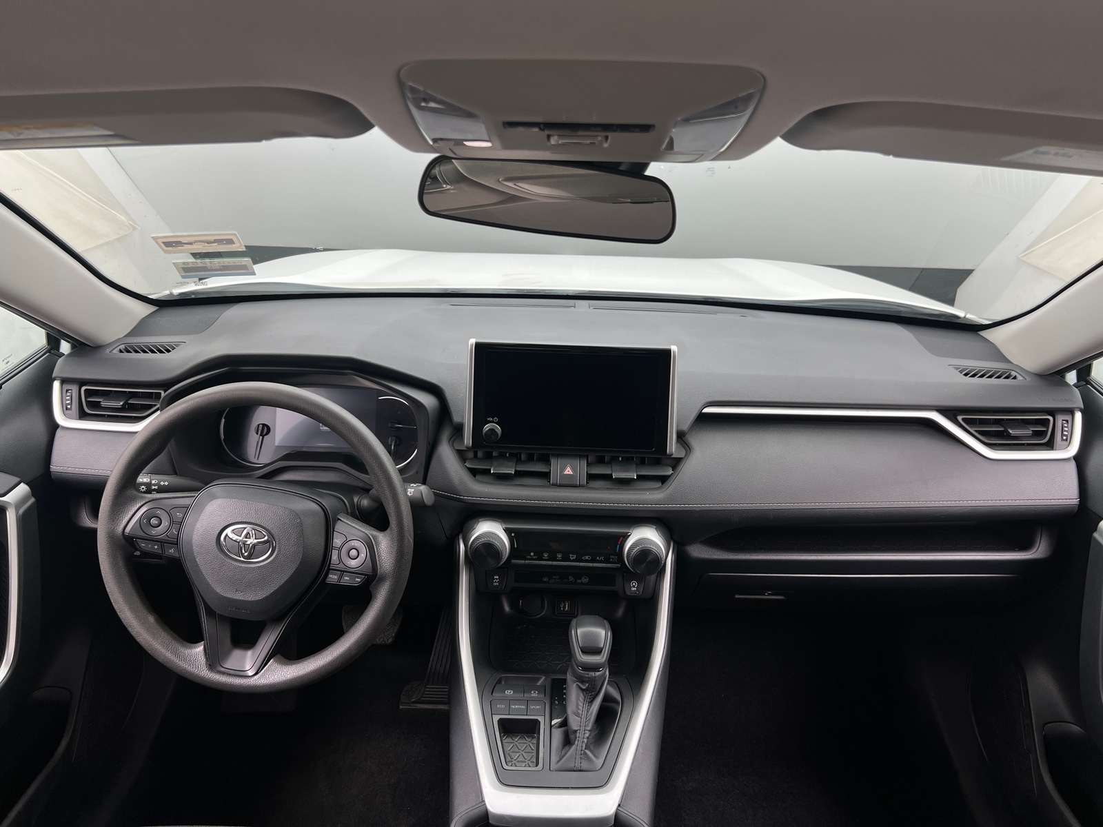 Thumbnail: 2025 Toyota RAV4 - 3