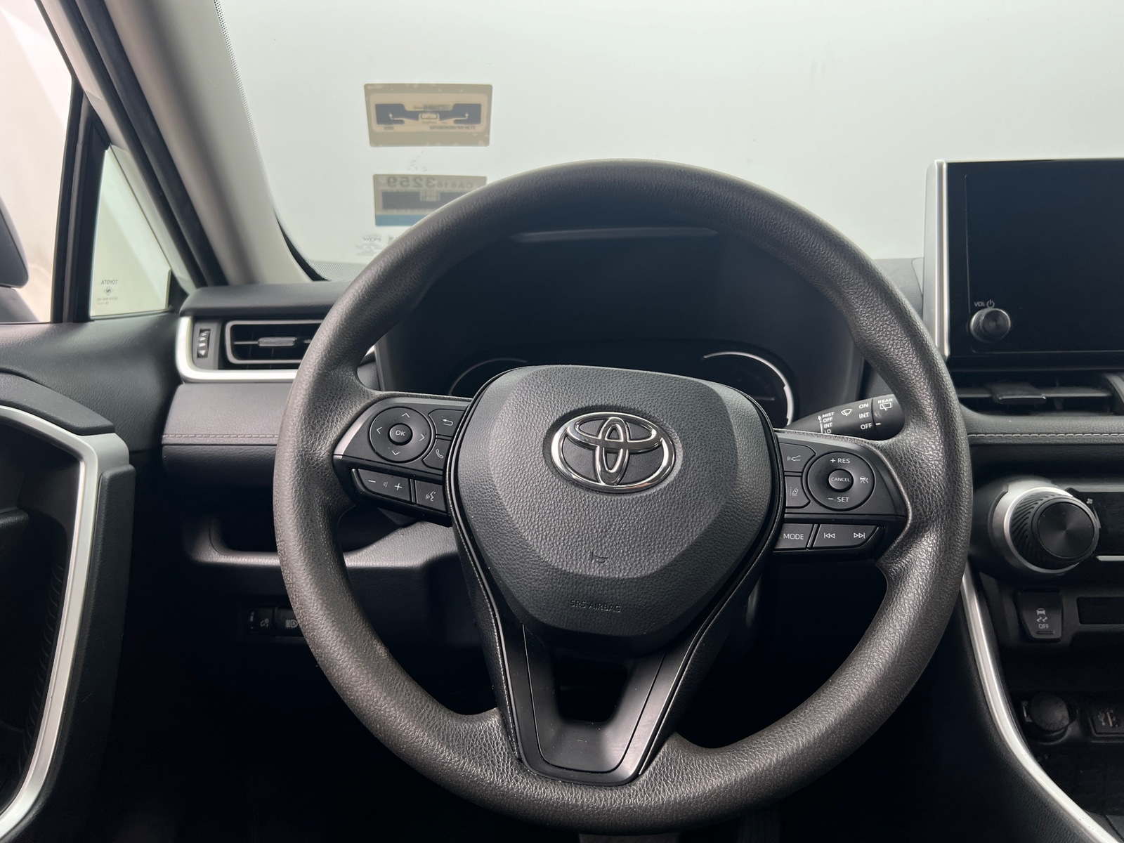 Thumbnail: 2025 Toyota RAV4 - 5