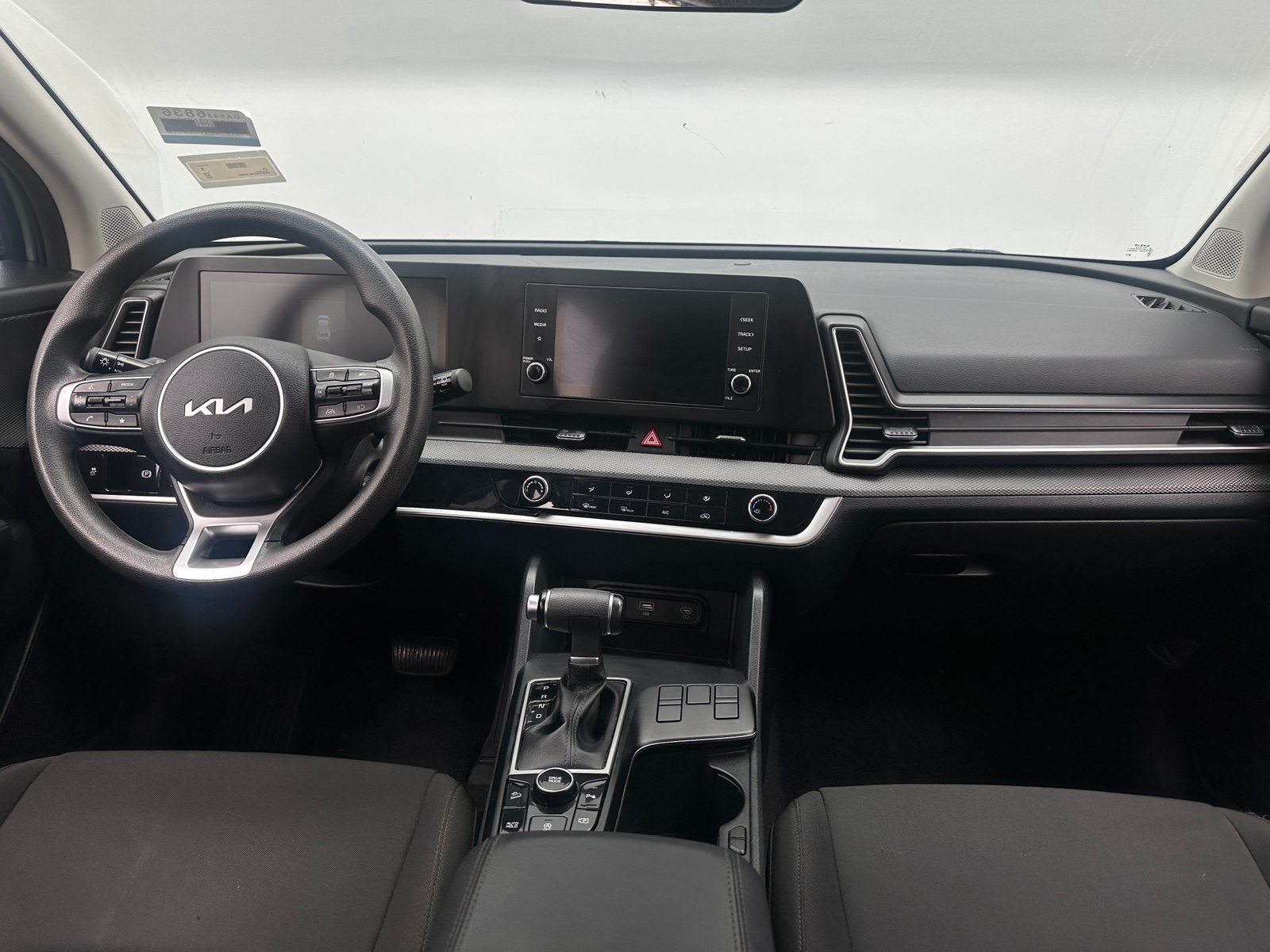 Thumbnail: 2024 Kia Sportage - 3