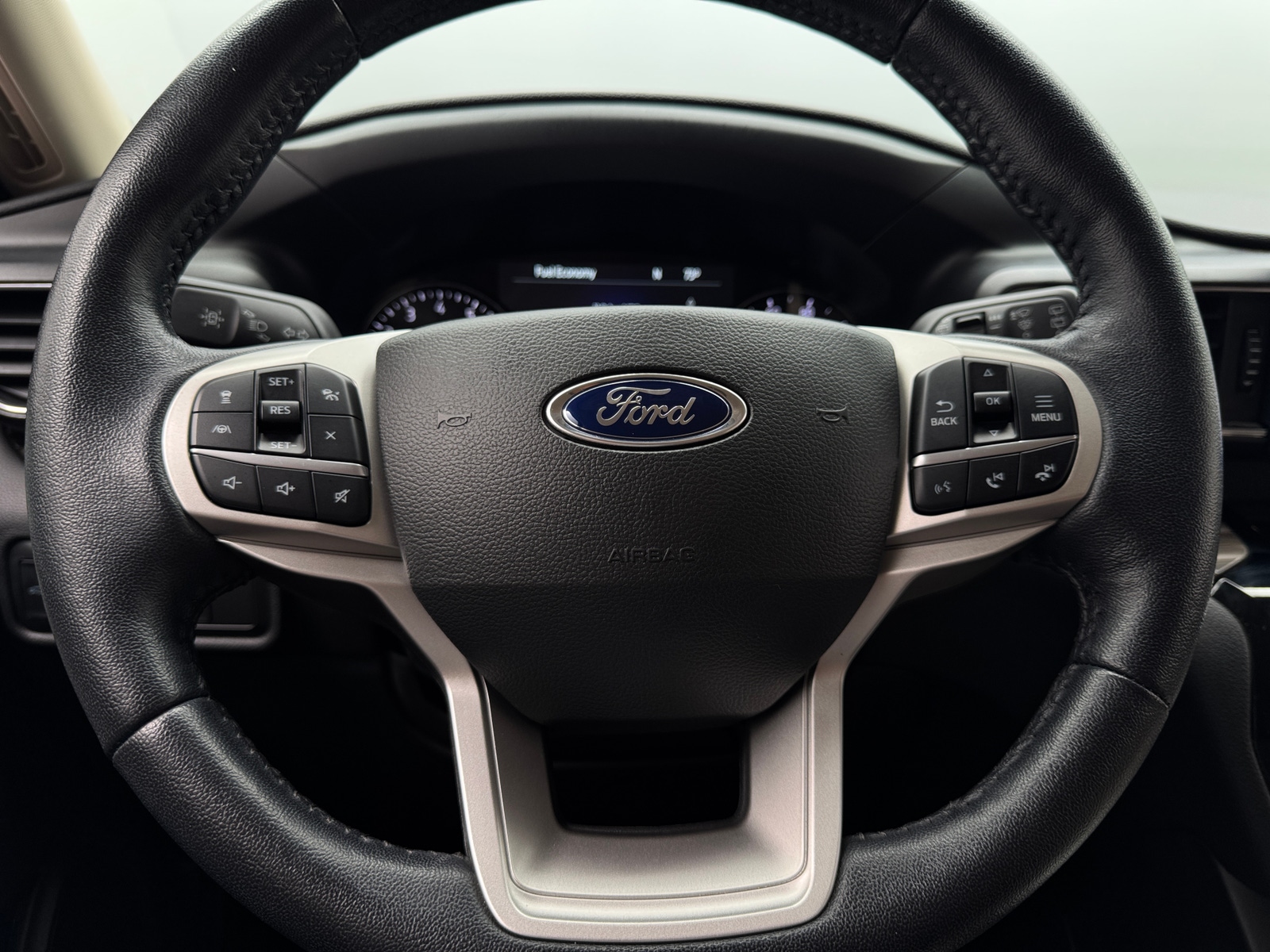 Thumbnail: 2022 Ford Explorer - 4