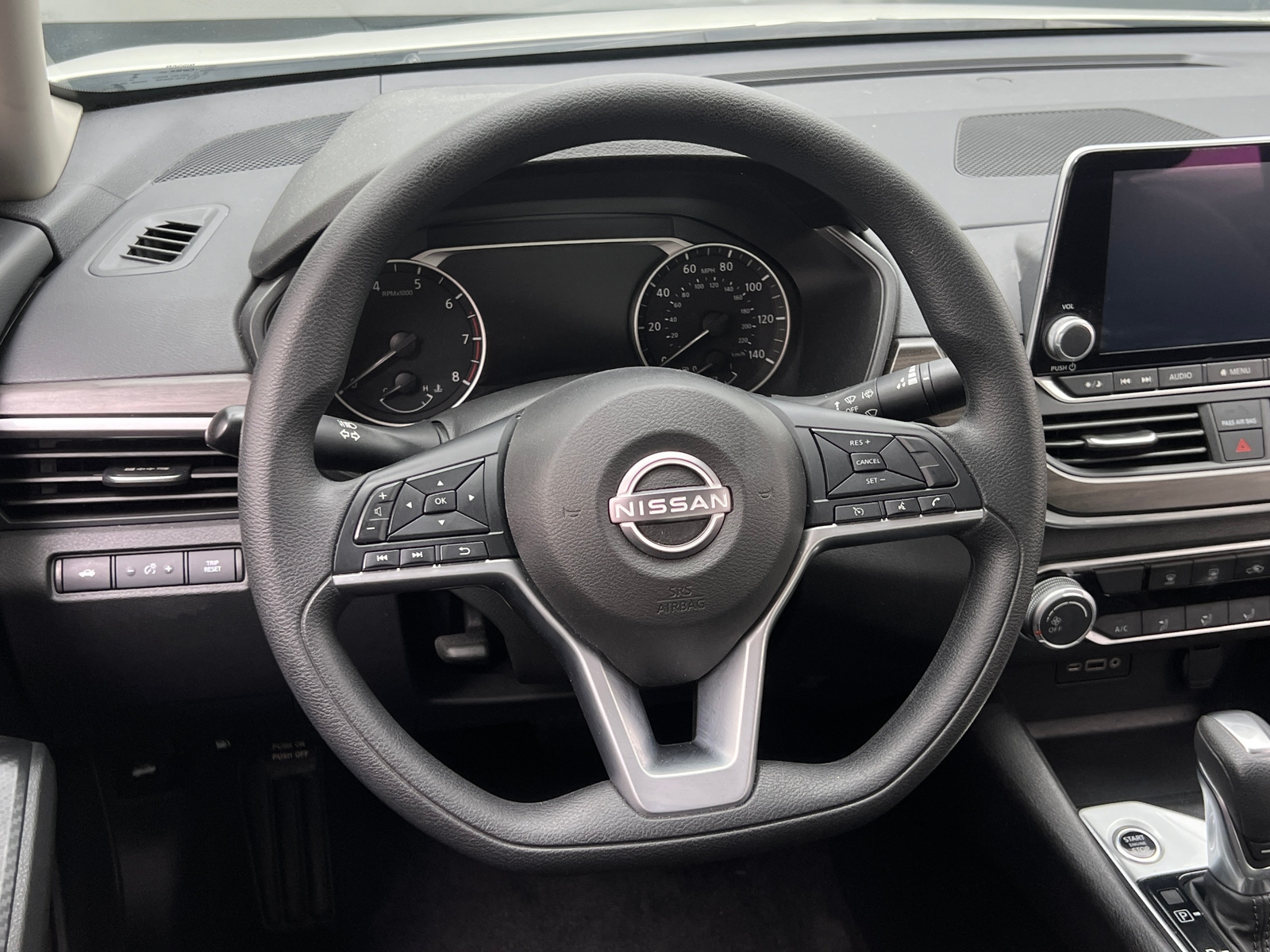 Thumbnail: 2025 Nissan Altima - 5